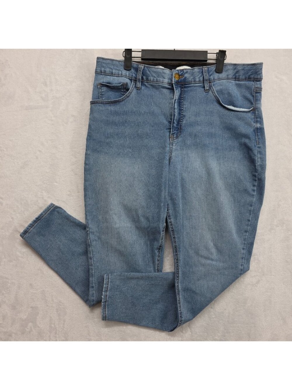 AVA & VIV Womens Plus High-Rise Skinny Jeans Stretch Lightly Distressed Size 20